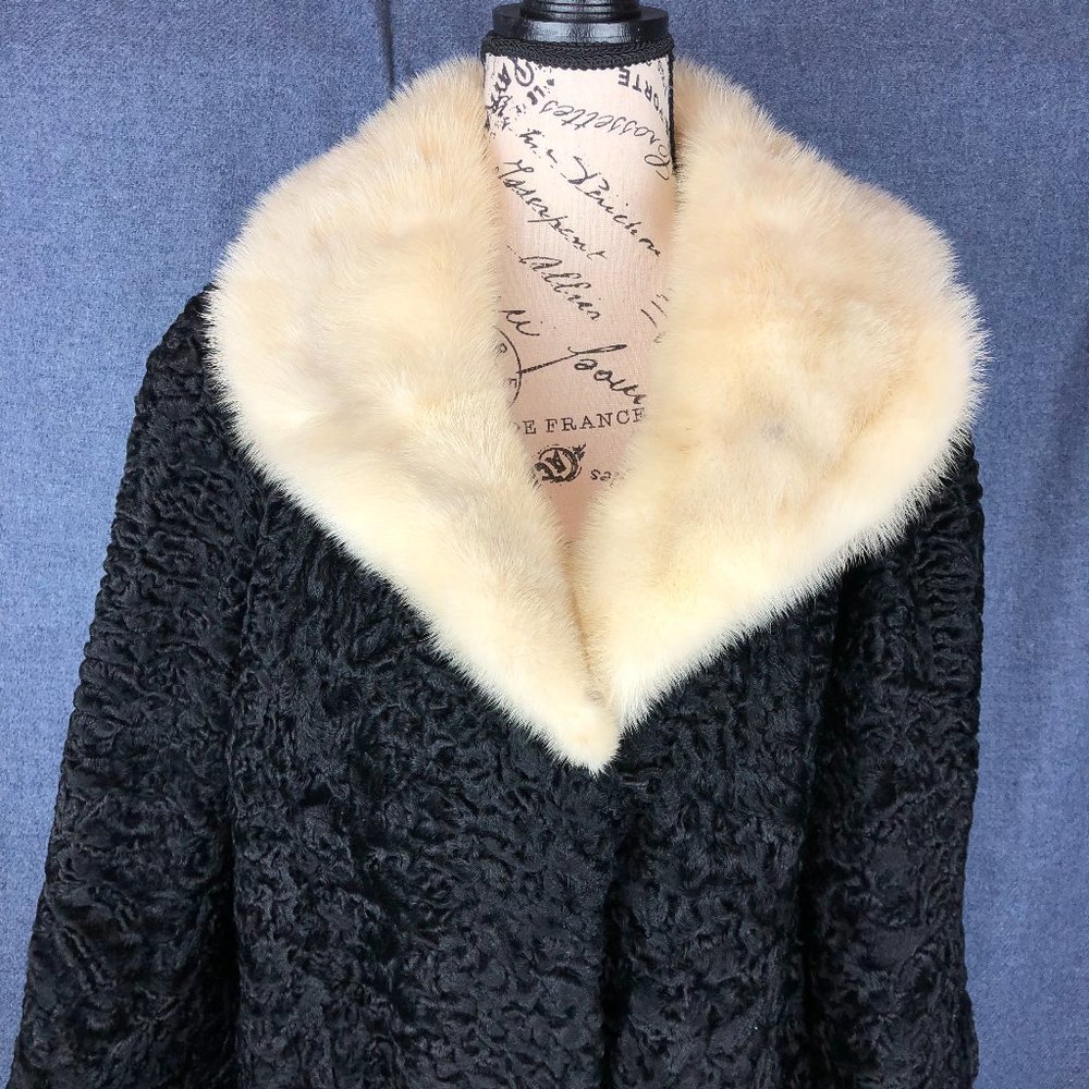 Vtg Schiaparelli Paris Black Curly Lamb Fur Coat with Cream Colored Fur Collar
